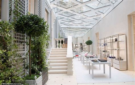 dior's new house